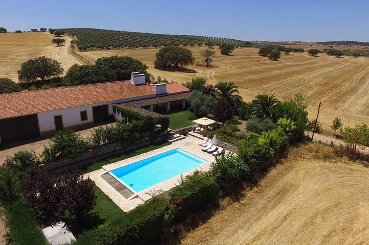 Holiday home for 5 people, with terrace and garden, with pets - 1