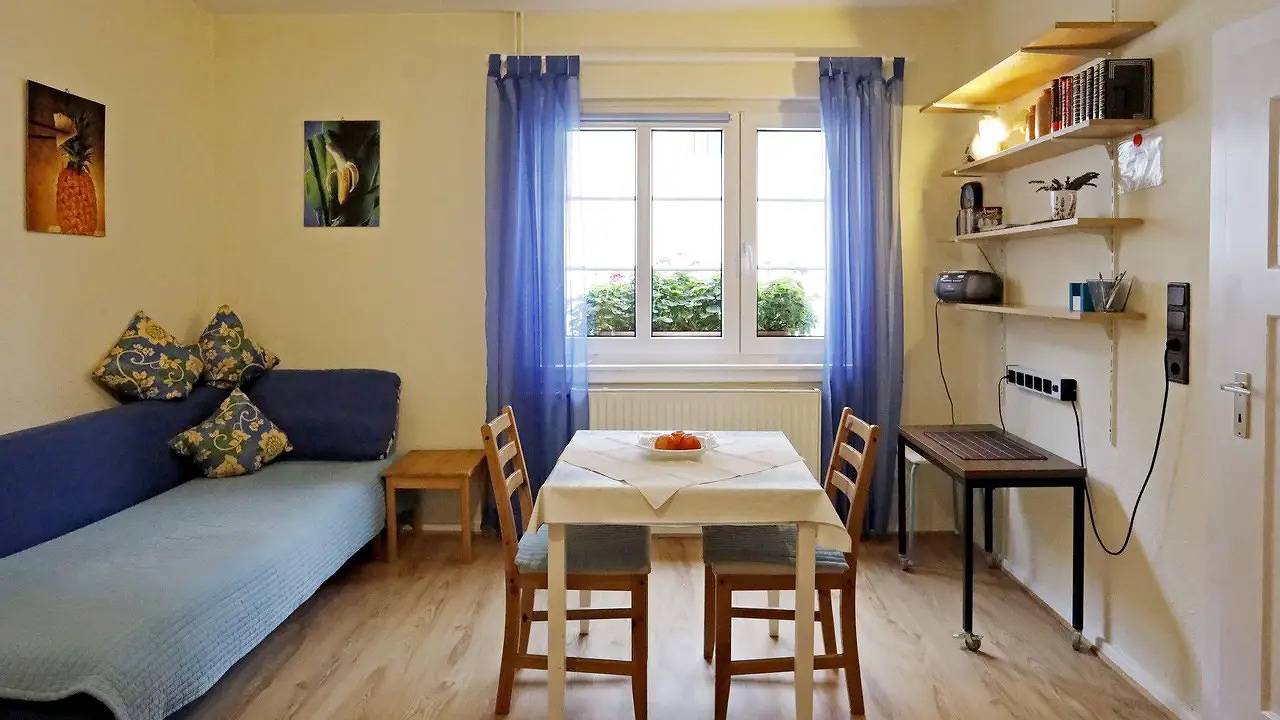 Ganze Ferienwohnung, Ferienwohnung für 2 Personen (37 m²) in Bad Dürkheim in Bad Dürkheim, Pfälzer Rheinebene