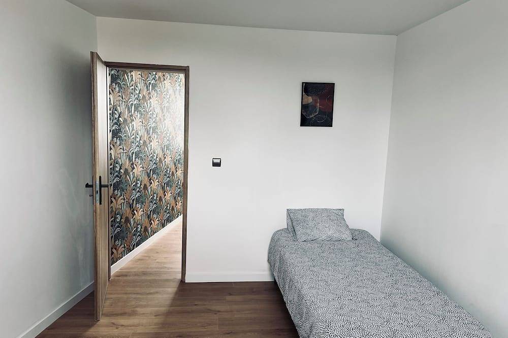 Maison 10 personnes maximum, pour location familiale ou groupe de travailleurs. in Valenciennes, Région de Valenciennes