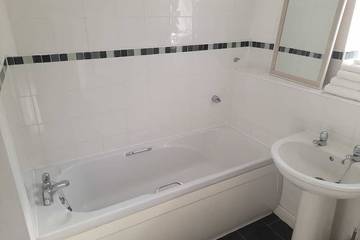 Apartment for 5 People in Solihull, Birmingham Area, Photo 3