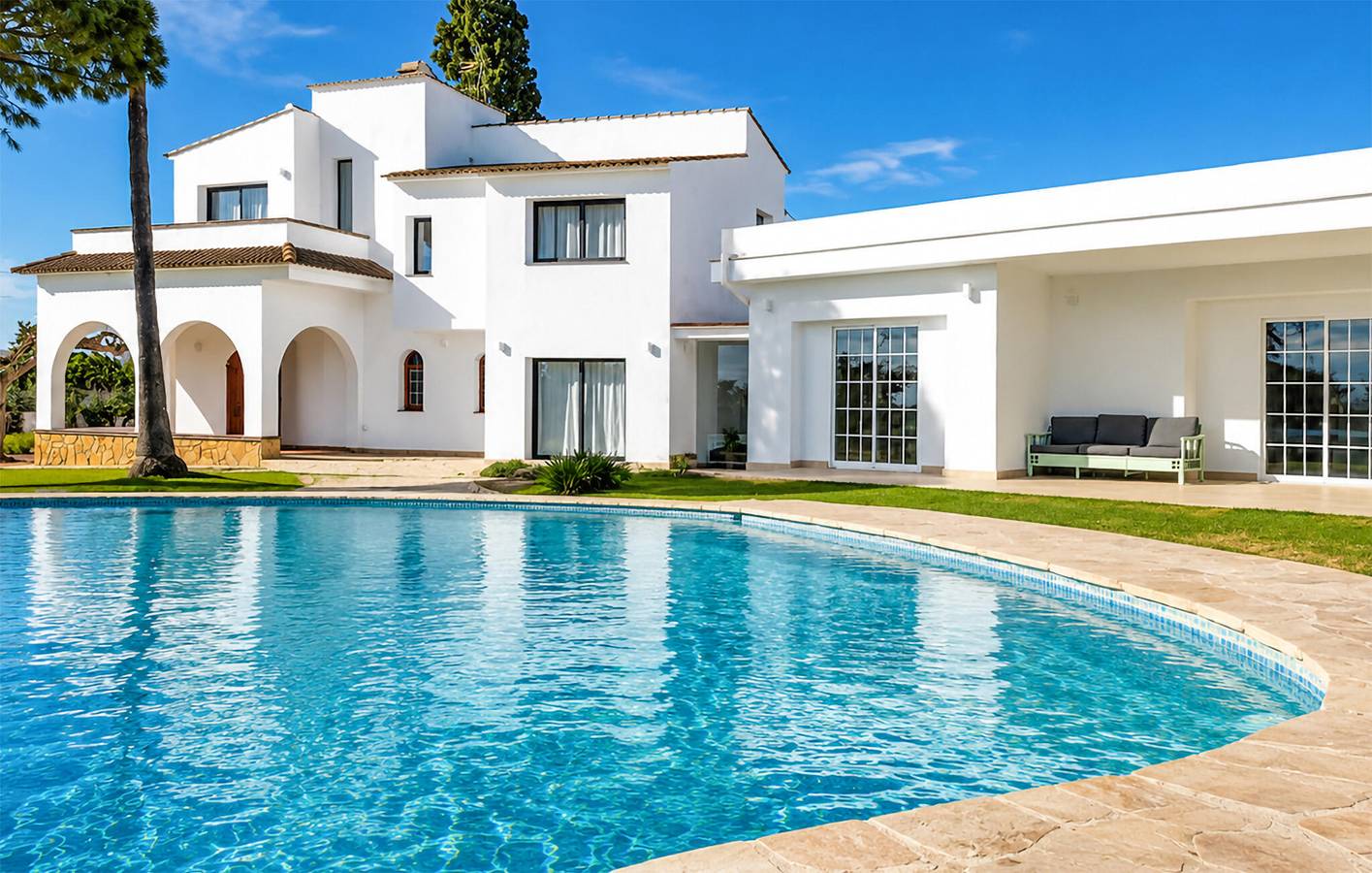 Appartement confortable d'une chambre avec piscine, Wi-Fi et accès à la plage in Alcanar, Costa Dorada