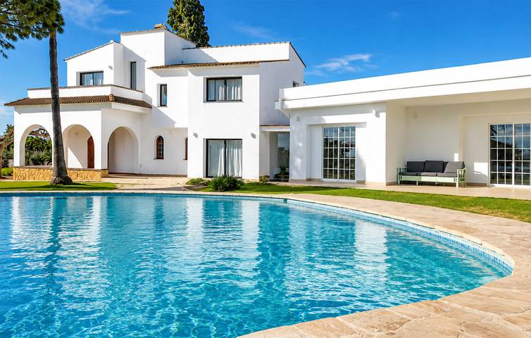 Acogedor apartamento de 1 dormitorio con piscina, wifi y acceso a la playa in Alcanar, Costa Dorada