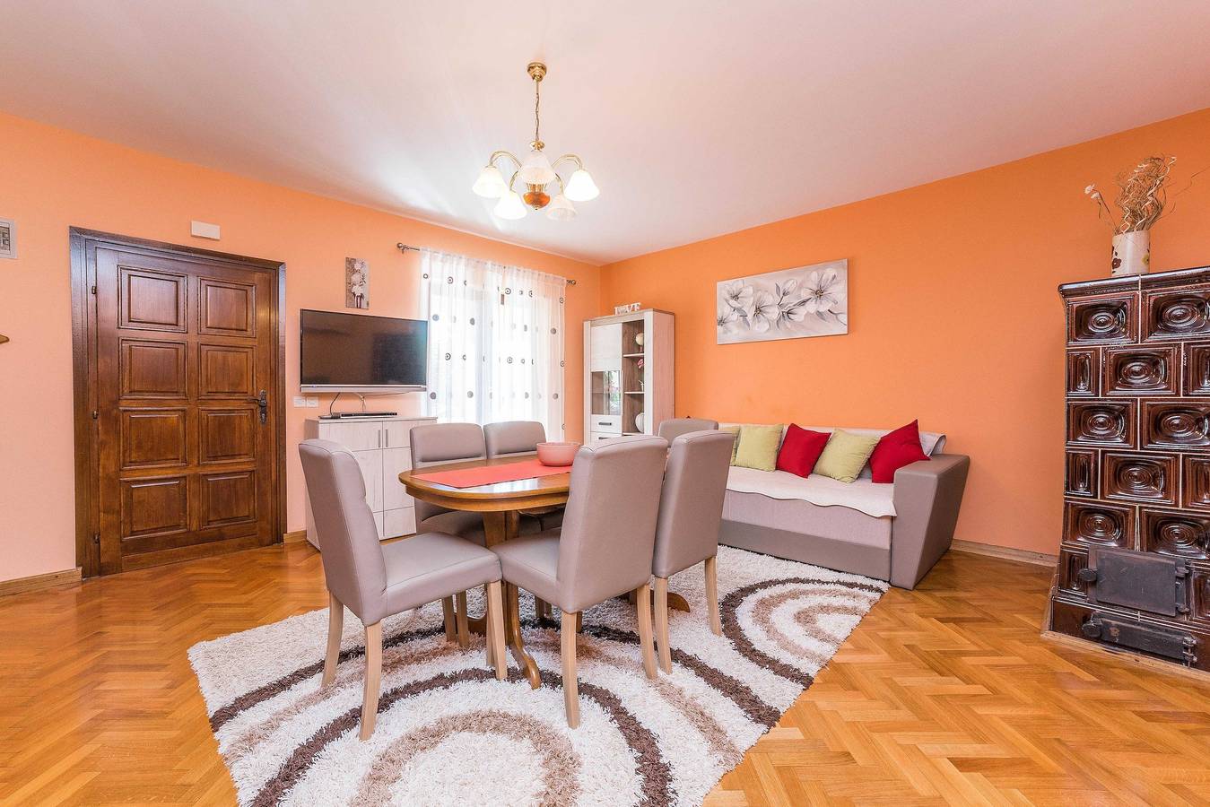Entire apartment, Two bedroom apartment with terrace Nin (Zadar) A-23551-c in Nin, Zadar