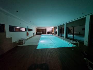 Gîte pour 10 personnes, avec jacuzzi ainsi que jardin et terrasse dans Touguinhó