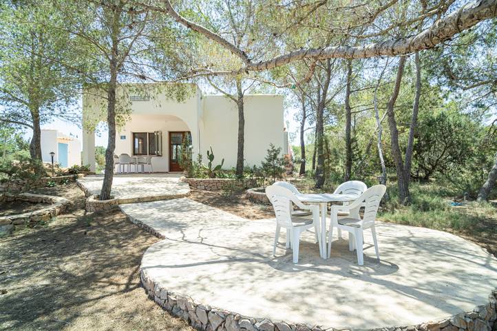Holiday home for 4 people, with terrace and garden - 1