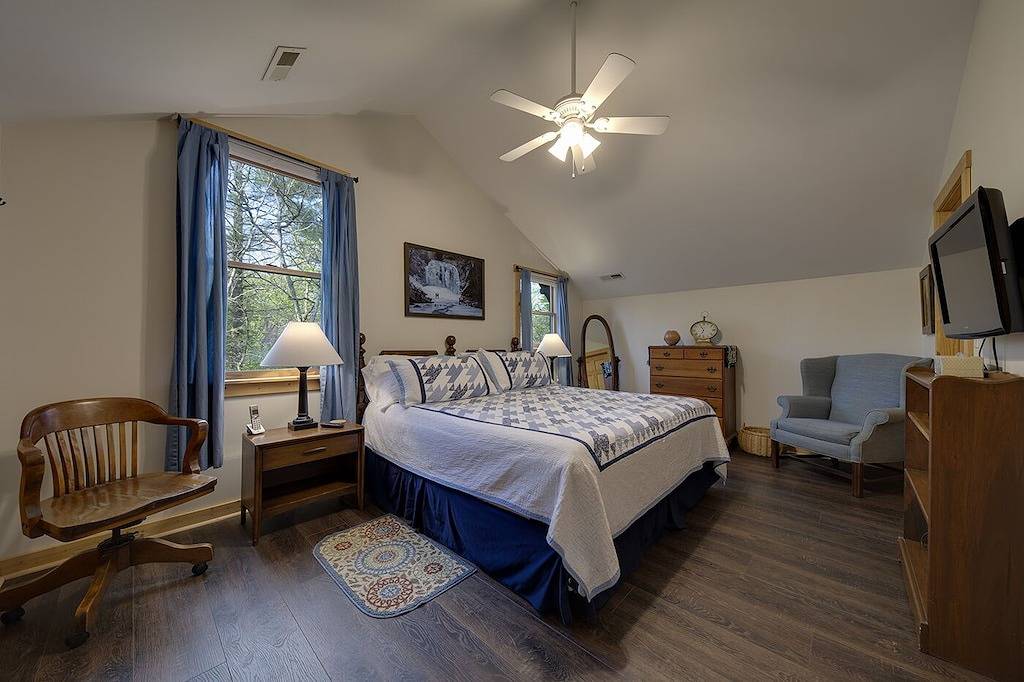 Sommer-Hafen - 1 Meile zu Dupont State Forest from Home! in Cedar Mountain, Transylvania County