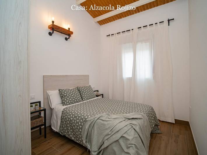 Casa rural para 10 personas, con piscina y terraza además de vistas al lago y jardín en Trebujena - 4