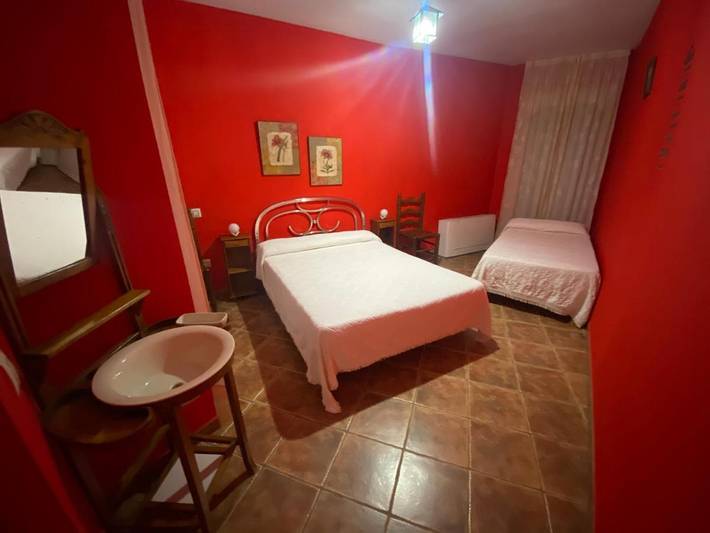 Casa rural para 14 personas, con Balcón además de Terraza y Vistas en Sotillo de las Palomas - 3