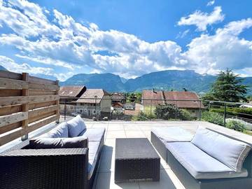 Gîte pour 2 personnes, avec terrasse et vue à Thyez