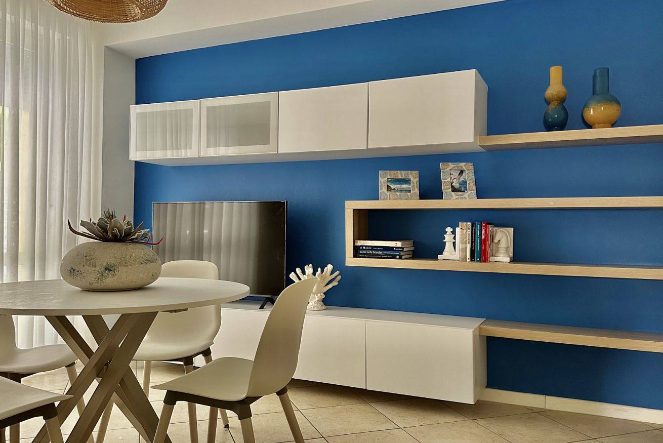 Entire apartment, N276 - Numana, two-room apartment facing Spiaggiola beach with pool in Numana, Riviera del Conero