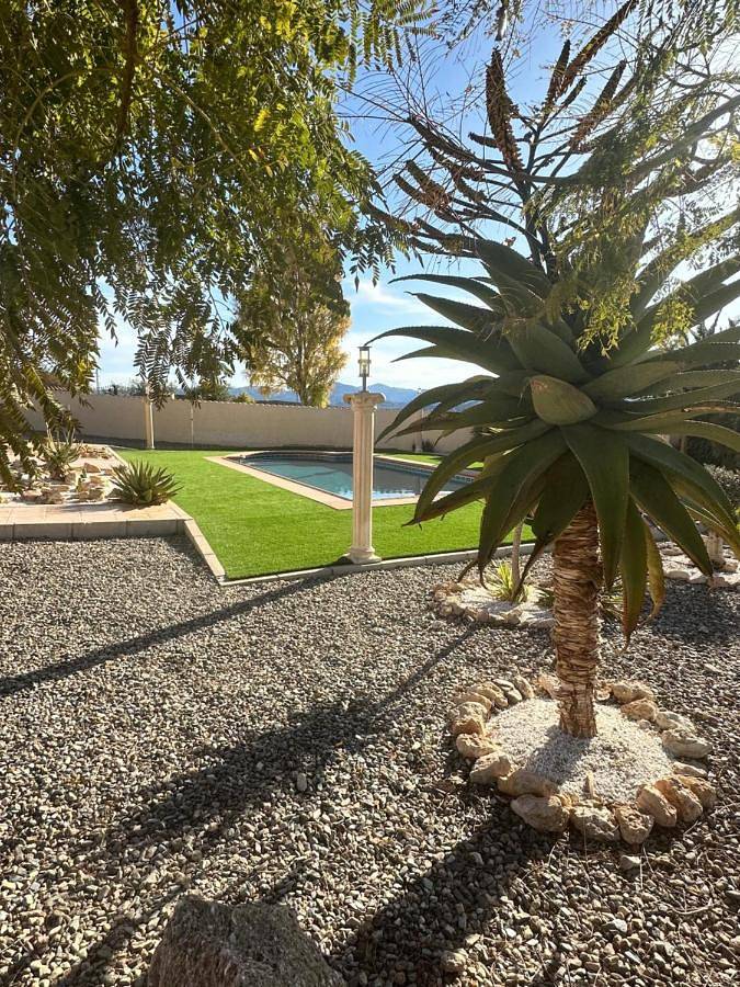 Chalet para 7 personas, con piscina además de vistas y jardín, Se admiten mascotas en Valle de Almanzora - 4