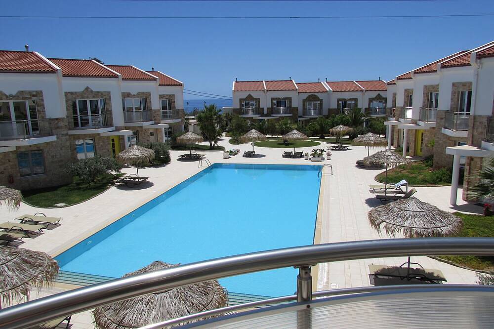 Luxe villa met gedeeld zwembad en een prachtig uitzicht op zee en de bergen in Makry Gialos, Zuid-Kreta