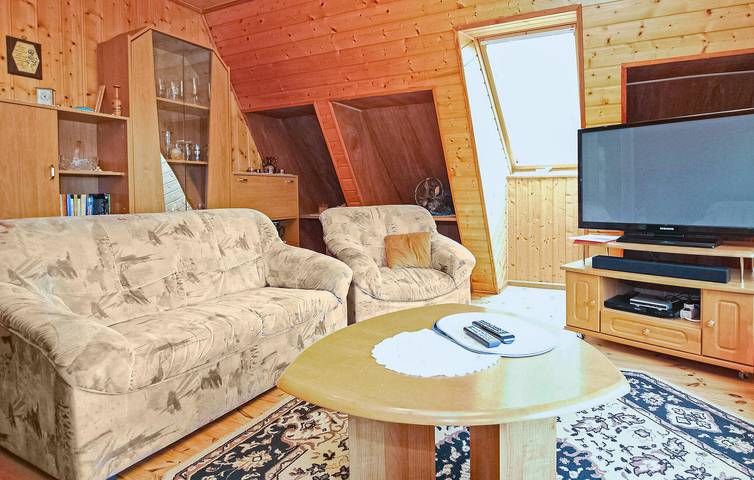Hideaway am Meer mit Terrasse und Parkplatz | 900m zur Badestelle Mili in Rechlin, Müritz