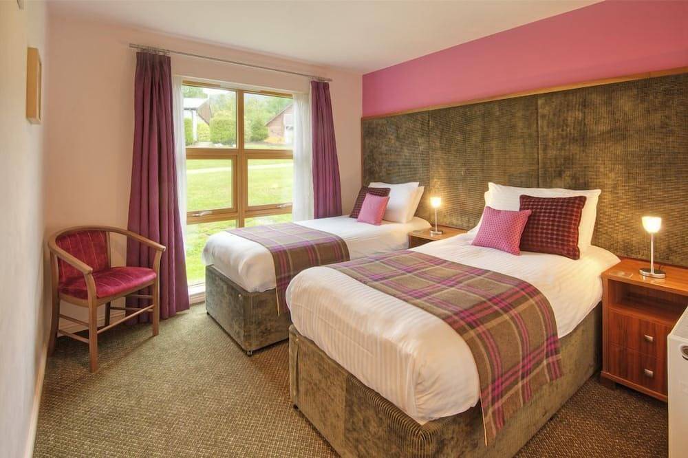 Drumlanrig Lodge with hot tub and views of Loch Lomond in Loch Lomond, Stirling und Umgebung