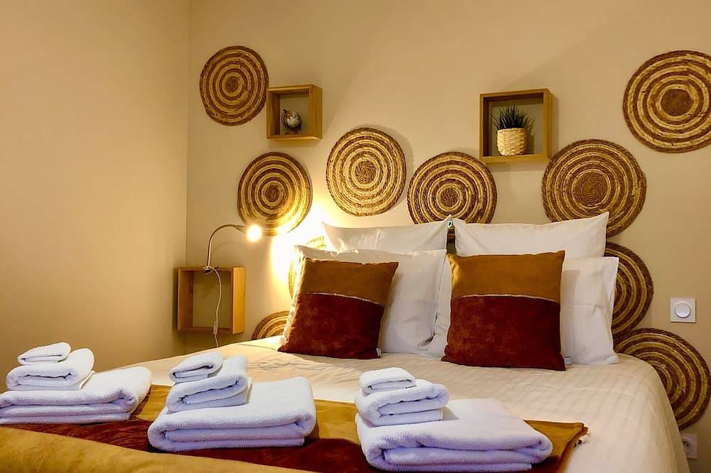 Apartamento entero, App*** 2/4 pers \"Nature\", air-conditioned with garden in Lons-le-Saunier, Jura