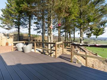 Log Cabin for 4 People in Kielder Forest Park, North East England, Photo 2