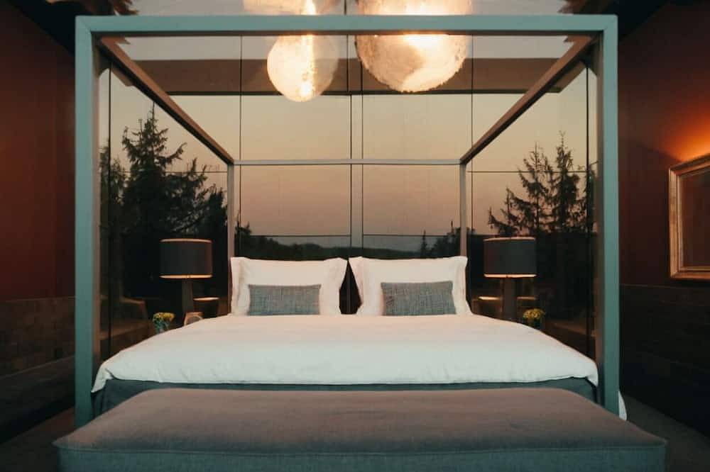Experience Exclusive Luxury at Arlberg Chalet in Oberlech in Lech, Arlbergpas