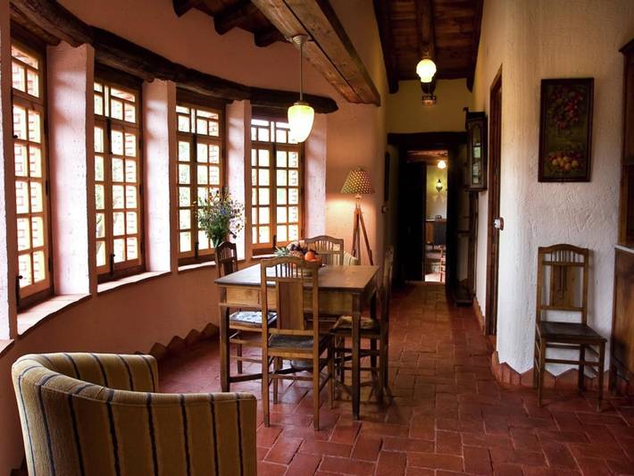 Casa rural para 5 personas, con piscina además de piscina para niños y jardín, Se admiten mascotas en Sierra de Aracena y Picos de Aroche - 4