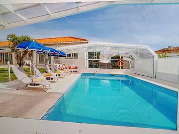 Ferienhaus für 8 Personen, mit Whirlpool und Garten sowie Terrasse und Sauna in Portugal