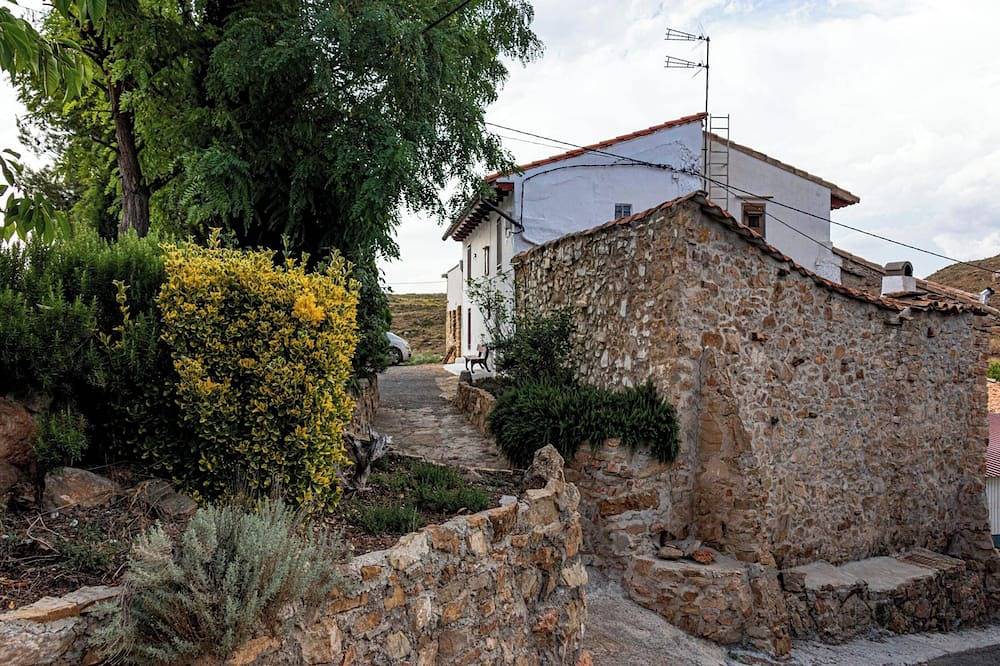 Homerez - Geräumiges Haus in Albentosa mit Bergblick in Albentosa, Teruel und Umgebung