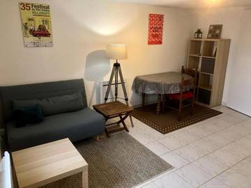 Gîte pour 2 personnes, avec jardin à Audun-le-Tiche