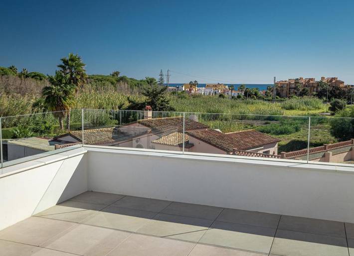 Casa rural para 8 personas, con piscina además de jardín y vistas en Manilva - 2