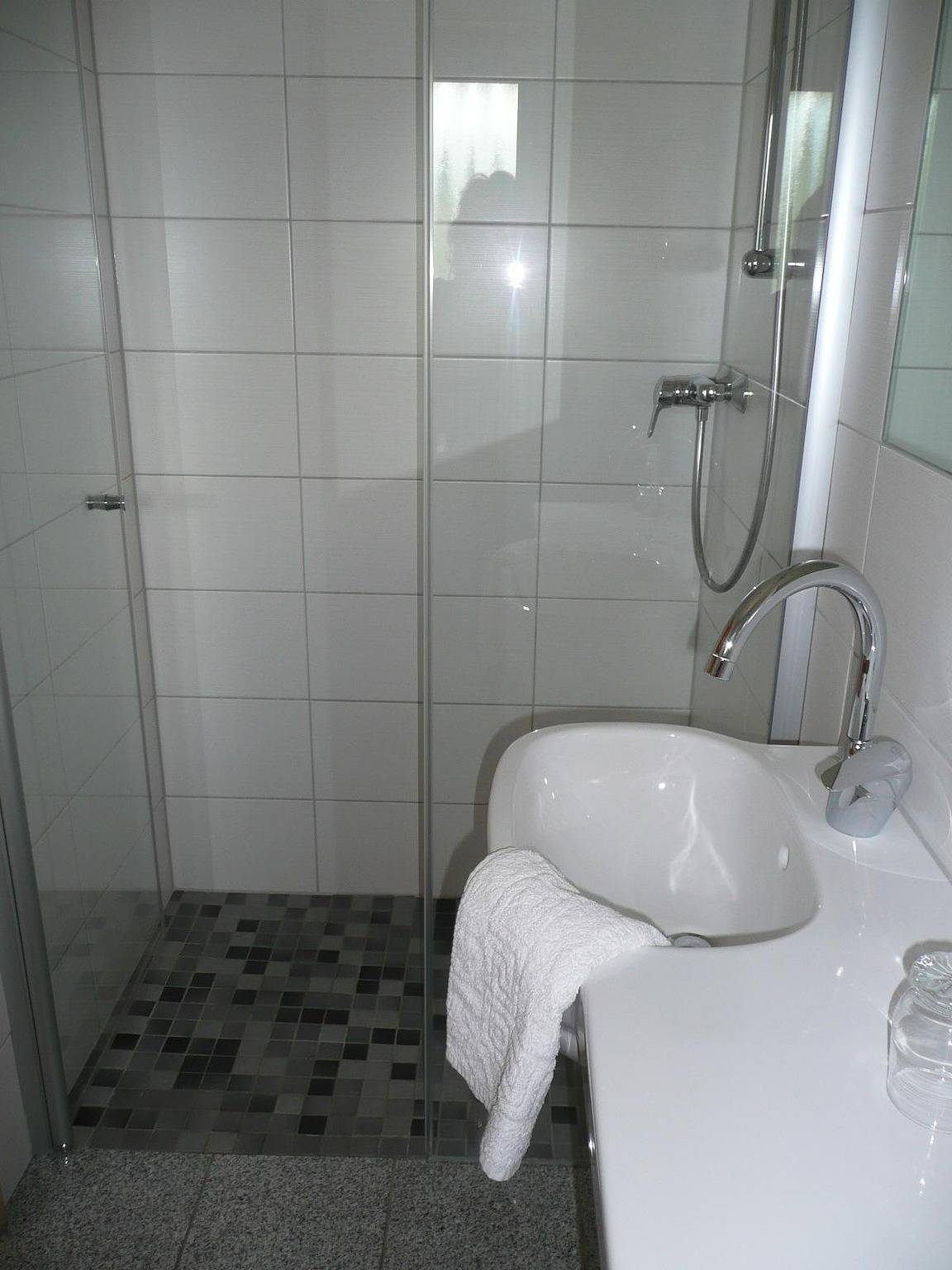 Appartement de vacances entier, Doppelzimmer Dusche/Wc - Balkon in Traben-Trarbach, Région de Bernkastel-Kues