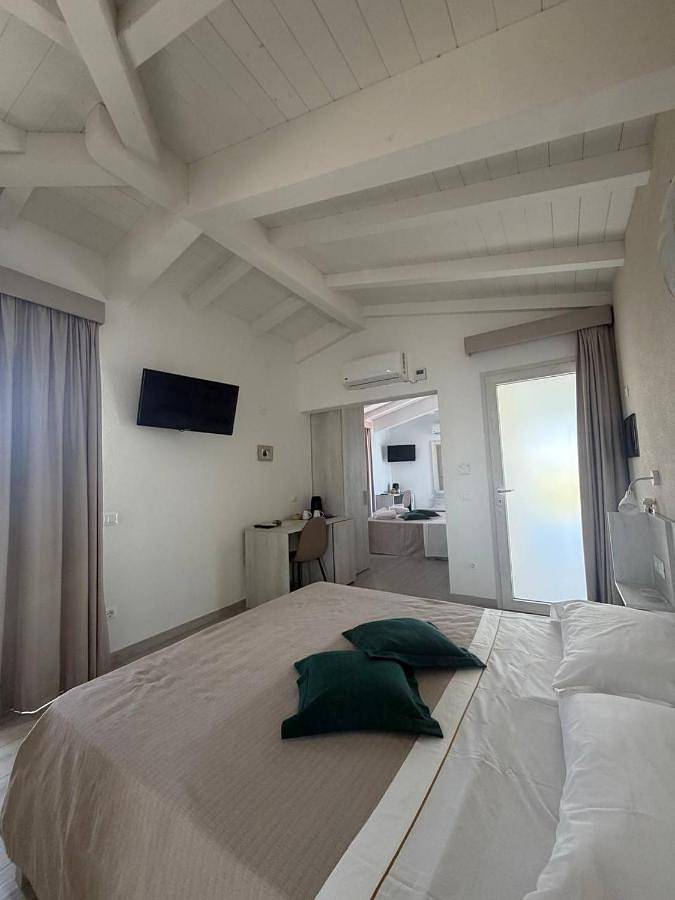 Maison d’hôte pour 4 personnes, avec terrasse et piscine à Budoni - 2
