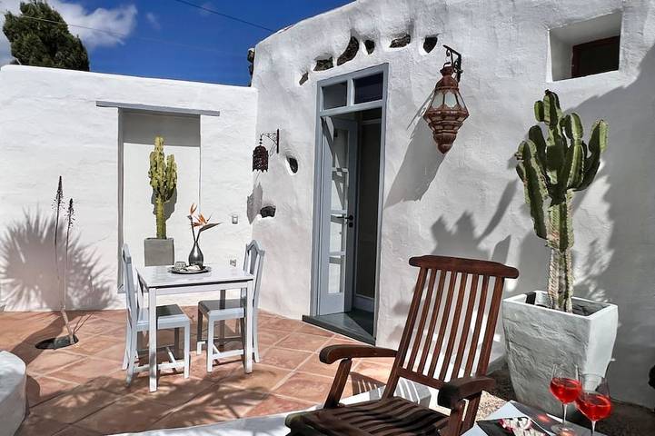 Villa for 2 people, with garden - 1