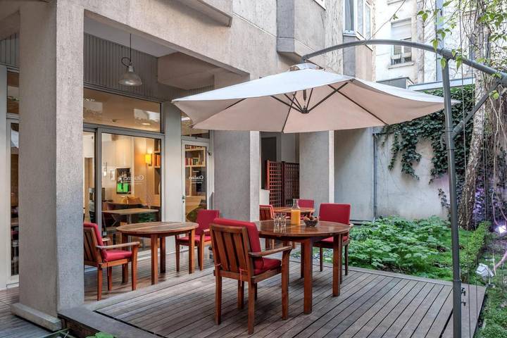 Location de vacances pour 2 personnes, avec jardin dans Gare Montparnasse