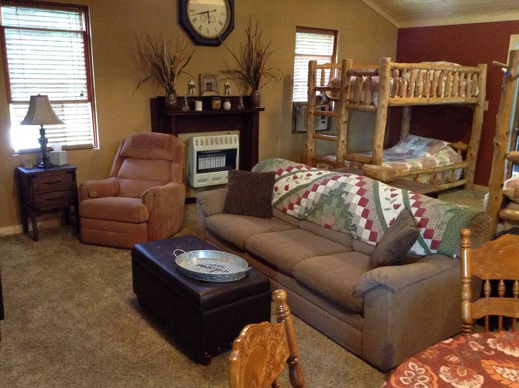 Fern Creek Cabins @ New River Gorge Wildwasser-Wandern Whirlpool neu renoviert in West Virginia