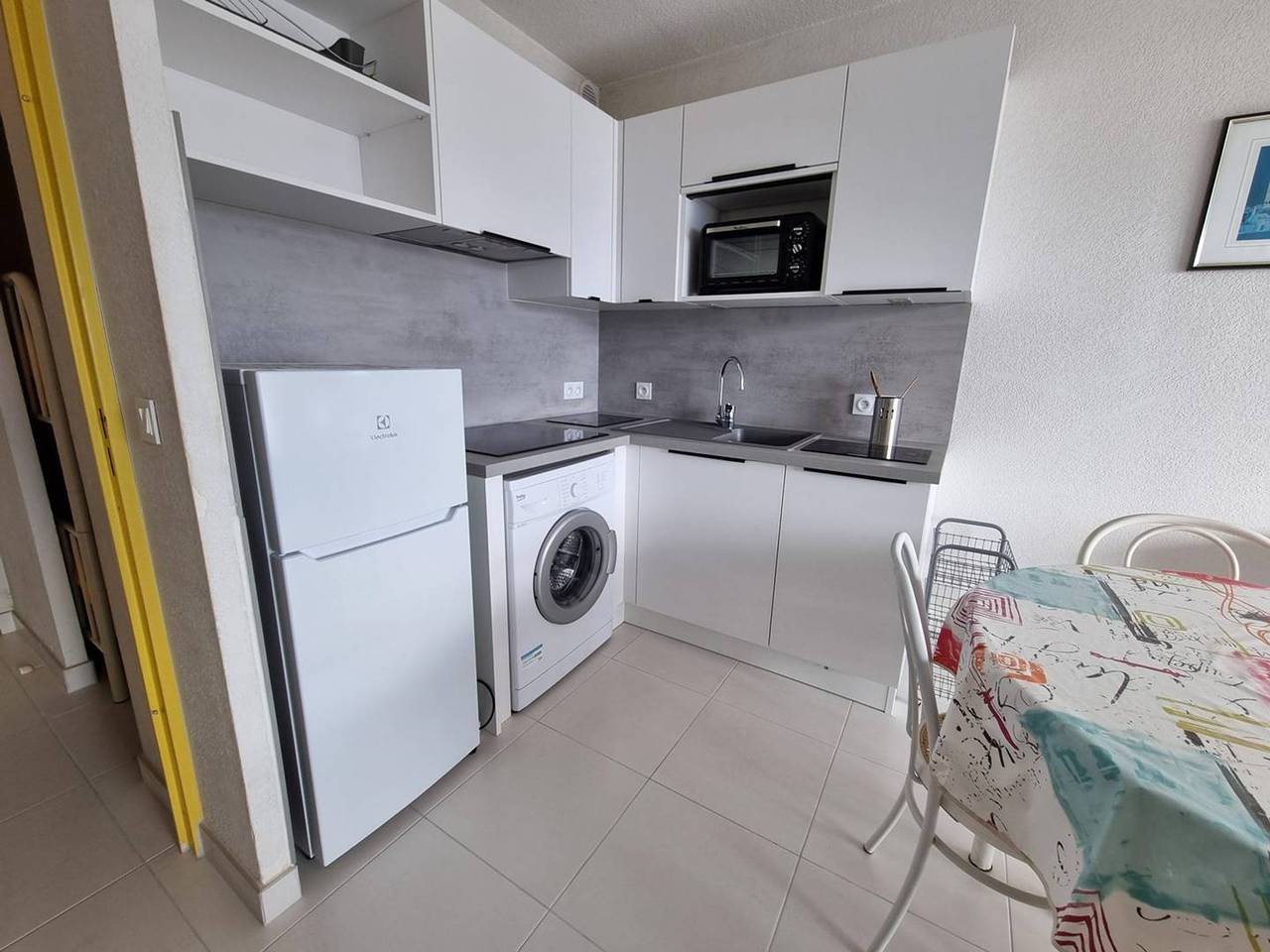 Appartamento intero, Renovated 2-Room Apartment + Cabin, Sea View, Parking in La Côte Vermeille, Argelès-sur-Mer