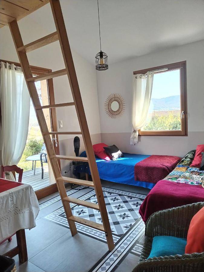 Chambre d’hôte pour 4 personnes, avec Terrasse ainsi que Jardin et Vue
