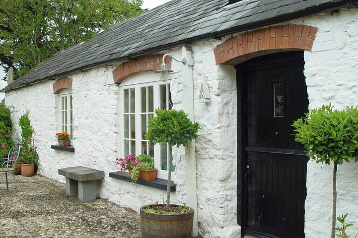 Vacation rental for 4 people, with yard in County Limerick
