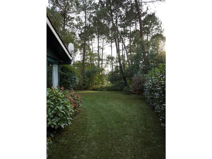 Location de vacances pour 6 personnes, avec piscine ainsi que jardin et terrasse, animaux acceptés dans Lac de Lacanau - 2