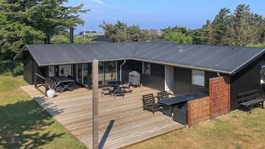 Ferienhaus für 9 Personen, mit Terrasse in lønstrup