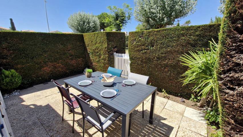 Location de vacances pour 4 personnes, avec Terrasse et Piscine à Vaux-sur-Mer