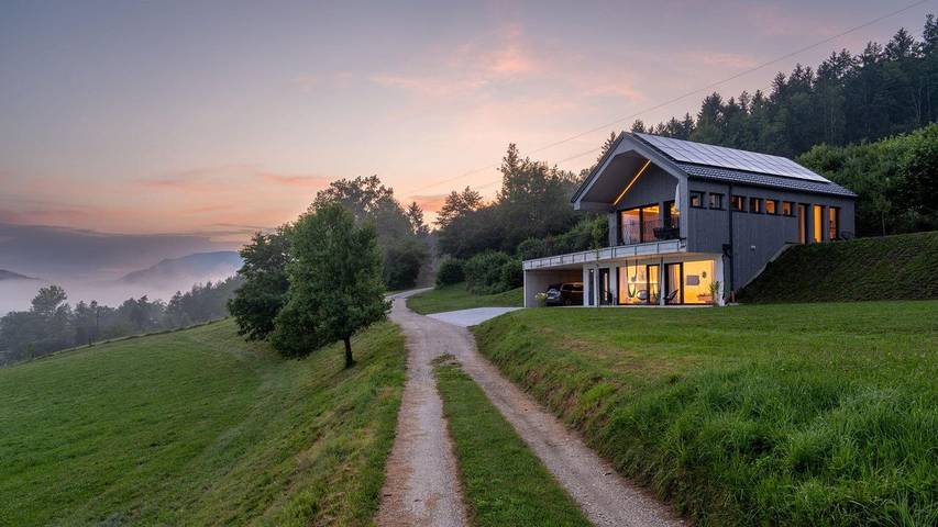 Ferienhaus für 10 Personen, mit Whirlpool und Garten sowie Terrasse und Sauna