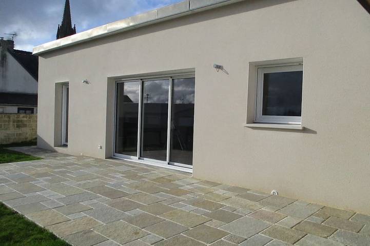 Location de vacances pour 3 personnes, avec jardin à Plouigneau