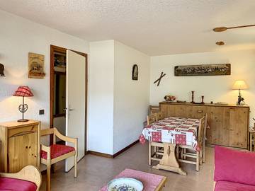 Gîte pour 6 personnes, avec balcon dans Office De Tourisme De Combloux