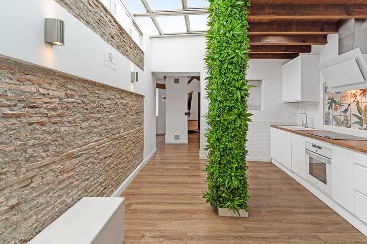 Stadthaus, 100 m vom Strand entfernt, mit Wlan und Klimaanlage in Estepona Old Town, Estepona