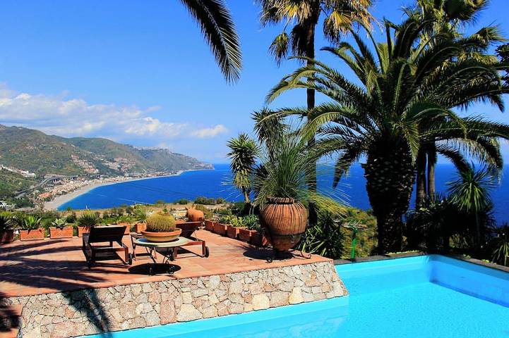 Villa pour 6 personnes, avec jardin à Taormina