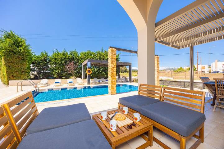 Ferienhaus für 8 Personen, mit Meerblick und Balkon sowie Terrasse und Garten auf Rhodos - 2