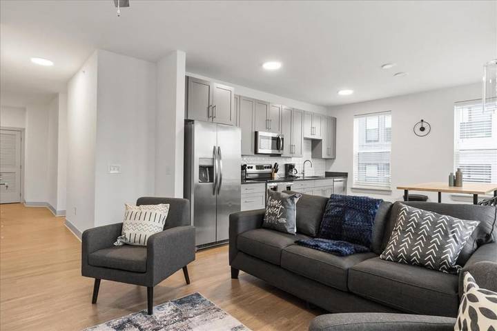 Appartement de vacances pour 20 personnes, avec terrasse et piscine