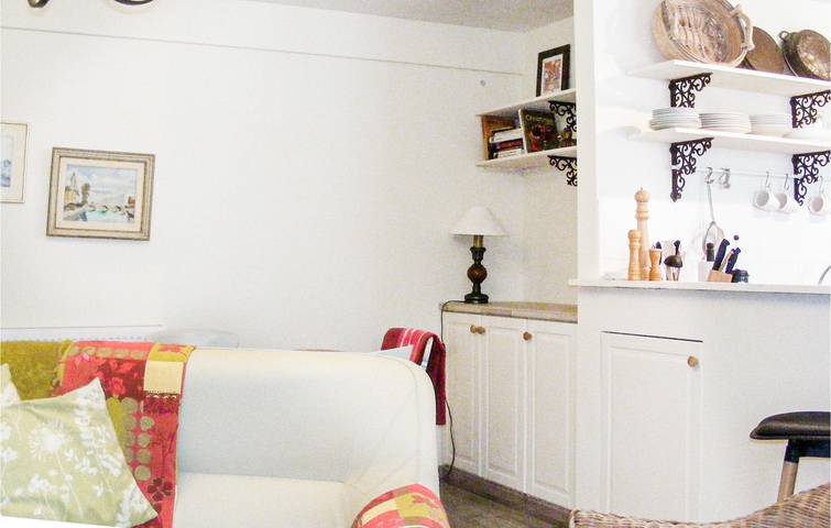 Apartamento Scillé: Aparcamiento, TV, Piscina e Internet (1km) in Scillé, Región de Niort