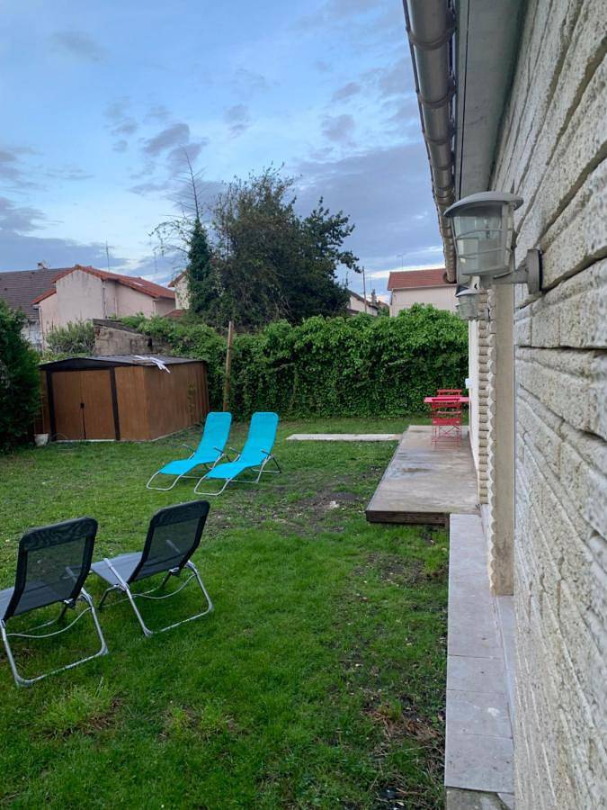 Villa Tenjin Chambre 15 in Bondy, Seine-Saint-Denis