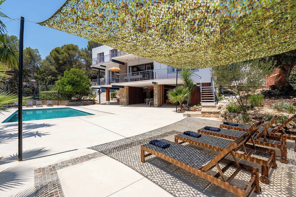 Stylish house with sea views in Bellamar - creative, relaxed & close to the beach in Casteldefels, Bajo Llobregat