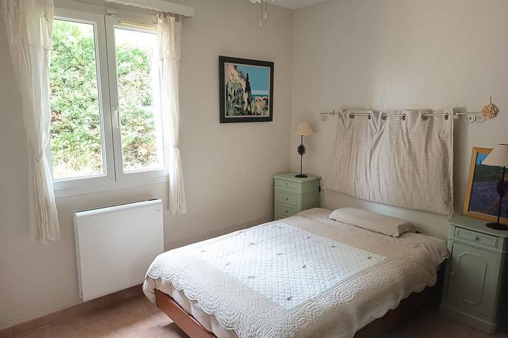 Location de vacances pour 6 personnes, avec terrasse et jardin à La Motte-d'Aigues - 4