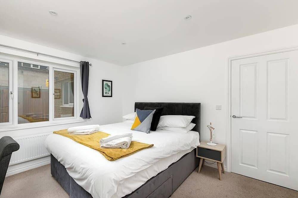 Ganze Wohnung, Hertford • Modern 2-Bedroom Flat • Full Furnished •Tv• 2 Bathrooms •Full Kitchen in Hertford, Hertfordshire