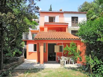 Ferienwohnung für 3 Personen, mit Terrasse und Garten in Rovinj